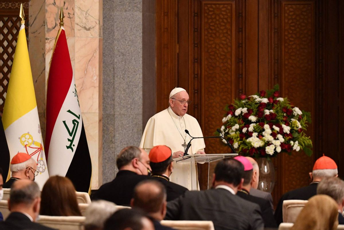Le pape dénonce les barbaries insensées
