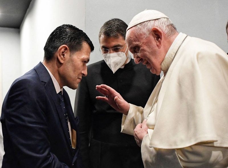 Le pape rencontre le père du petit Aylan, symbole de la crise des réfugiés