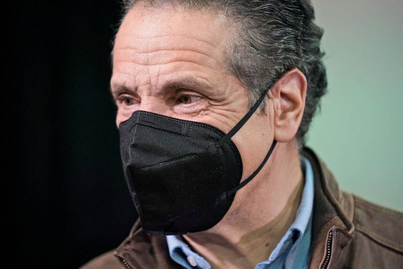 Accusé de harcèlement sexuel, le gouverneur de New York dit qu'il ne 