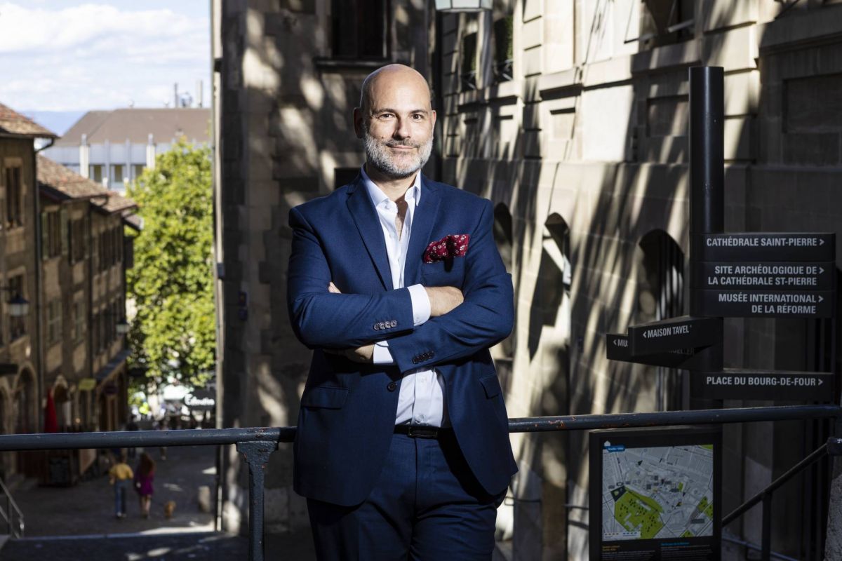 Zahi Haddad au cœur de la Suisse et du monde Zahi Haddad au cœur de la Suisse et du monde