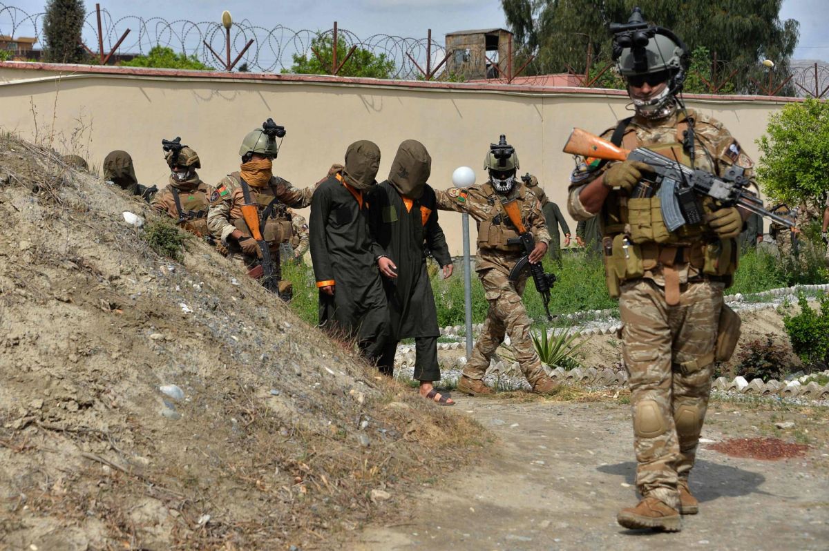 Le gouvernement afghan et les talibans à Moscou pour parler de paix