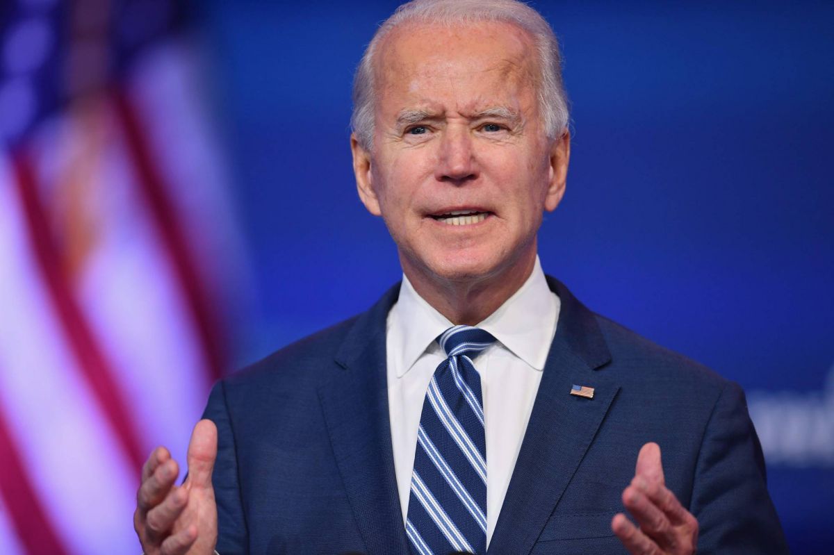 Biden accuse Poutine d'être 