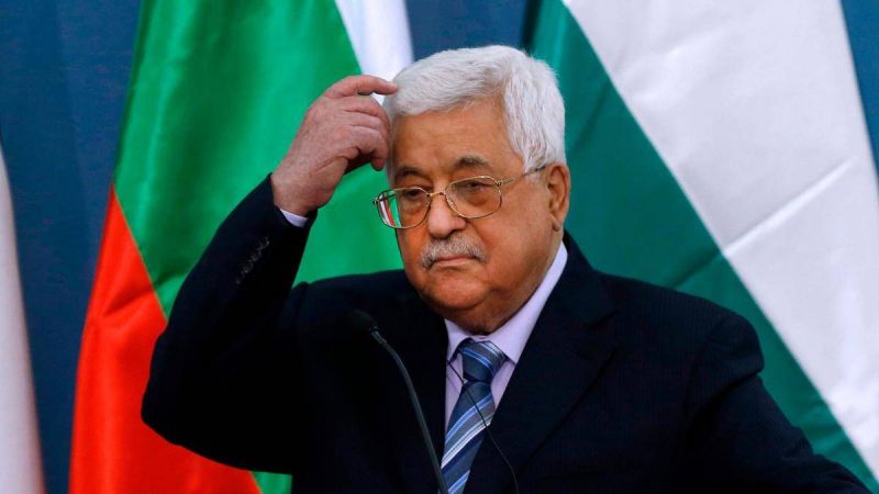 Mahmoud Abbas s'accroche au pouvoir, accuse son opposant Dahlane