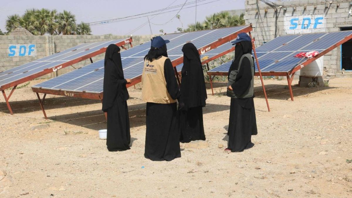 Au Yémen, des femmes apportent l’énergie solaire dans leurs villages