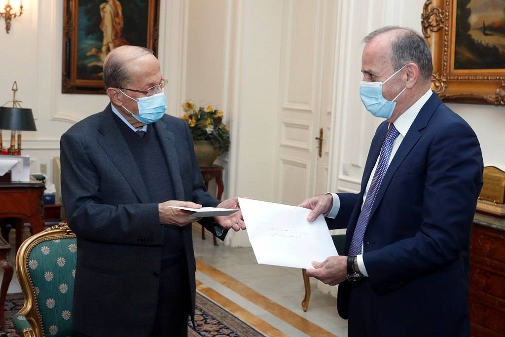 Aoun présente sa déclaration de patrimoine au Conseil constitutionnel