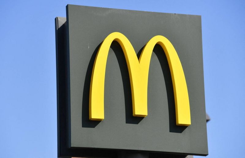 Quatre ex-dirigeants de McDonald's arrêtés pour des soupçons de fraude fiscale