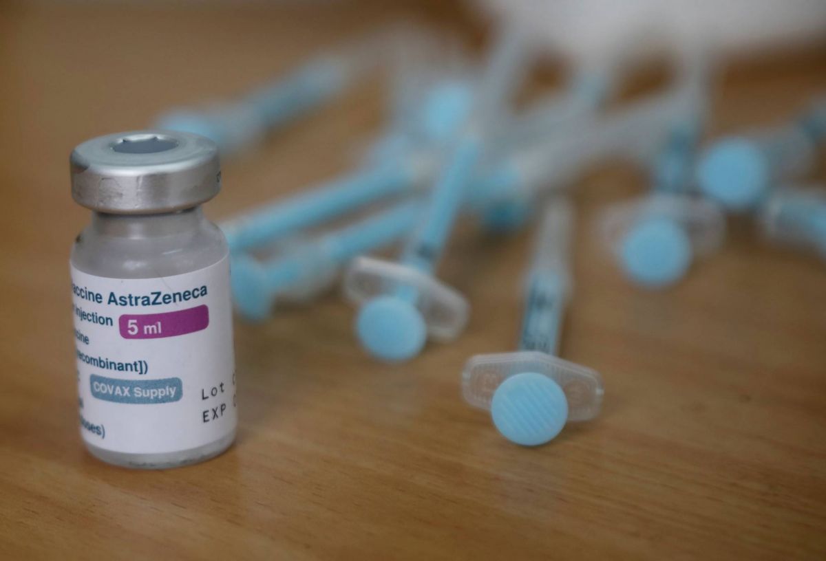 Enquête après le décès d'un étudiant vacciné à l'AstraZeneca