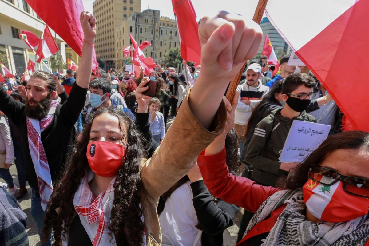 Des centaines de militants communistes défilent à Beyrouth pour 