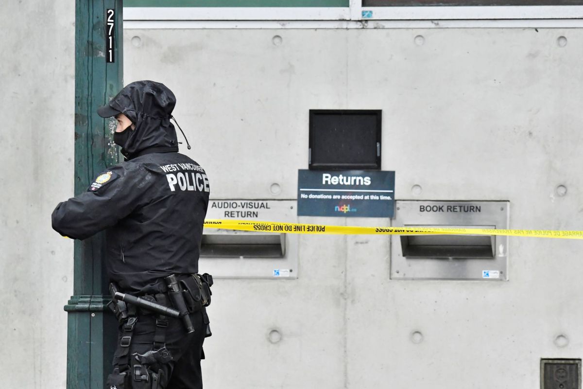 Une attaque à l'arme blanche fait un mort et six blessés, un suspect arrêté