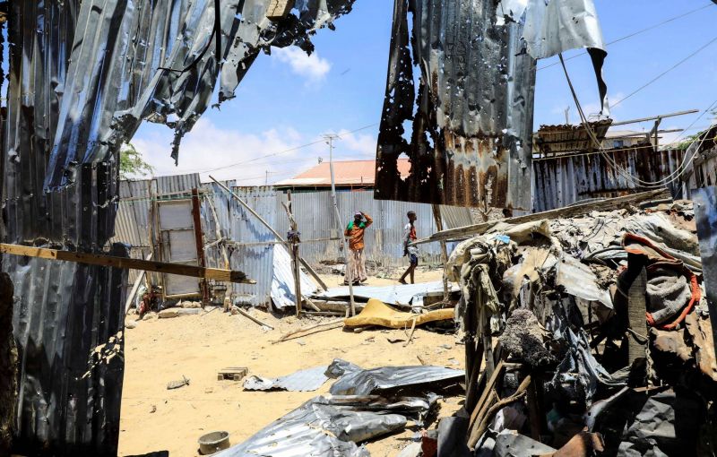 Une bombe tue quatre personnes à Mogadiscio