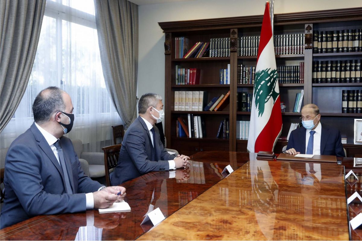 Aoun reçoit le représentant du HCR au Liban