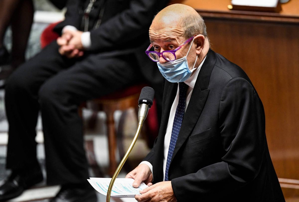 Le Drian : Si certains responsables ne prennent pas leurs responsabilités, nous n'hésiterons pas à prendre les nôtres