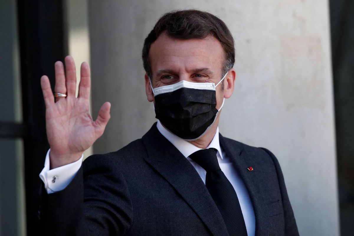 La France attend de nouvelles mesures, l'Europe lutte contre le virus