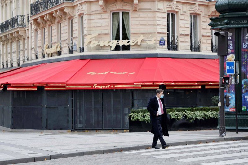 La France maintient son calendrier de desserrement des contraintes