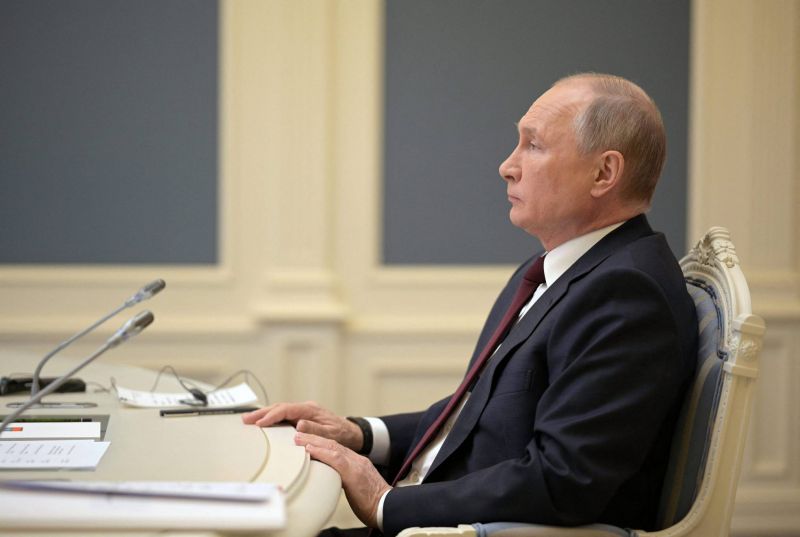 Poutine prêt à recevoir son homologue ukrainien à Moscou