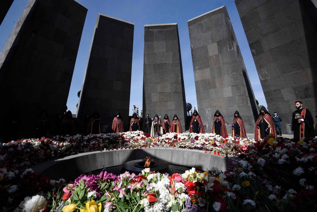 Biden reconnaît le génocide arménien, colère de la Turquie