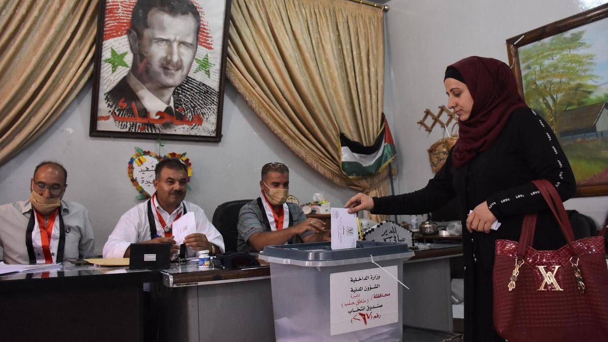 Assad, sans surprise, grand favori le 26 mai