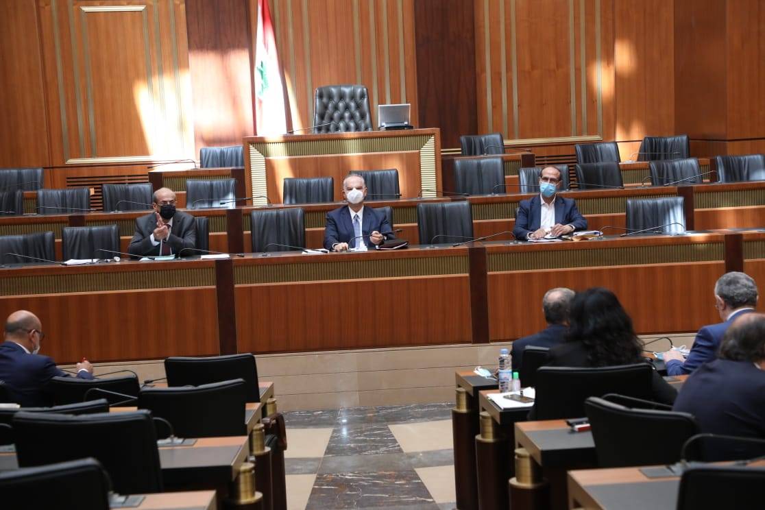 Parlement : le gouvernement Diab appelé à se réunir pour approuver l'amendement du décret 6433
