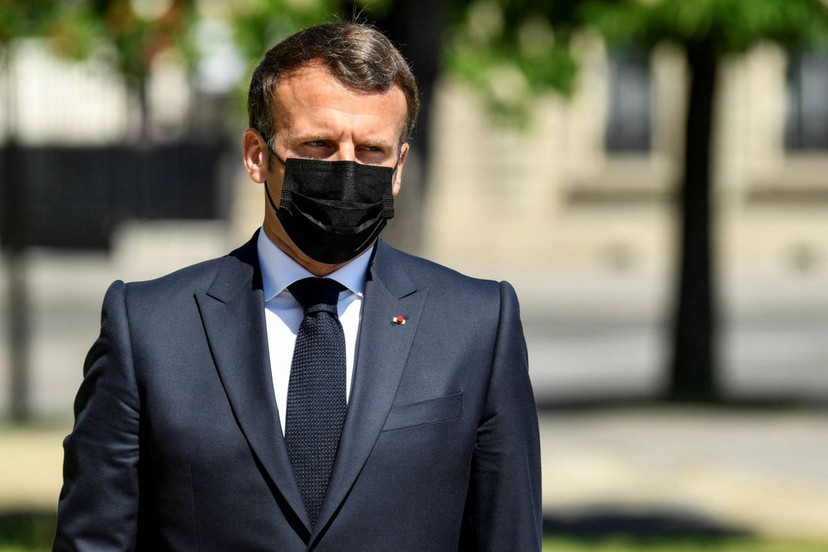Macron a rencontré la famille de la policière tuée