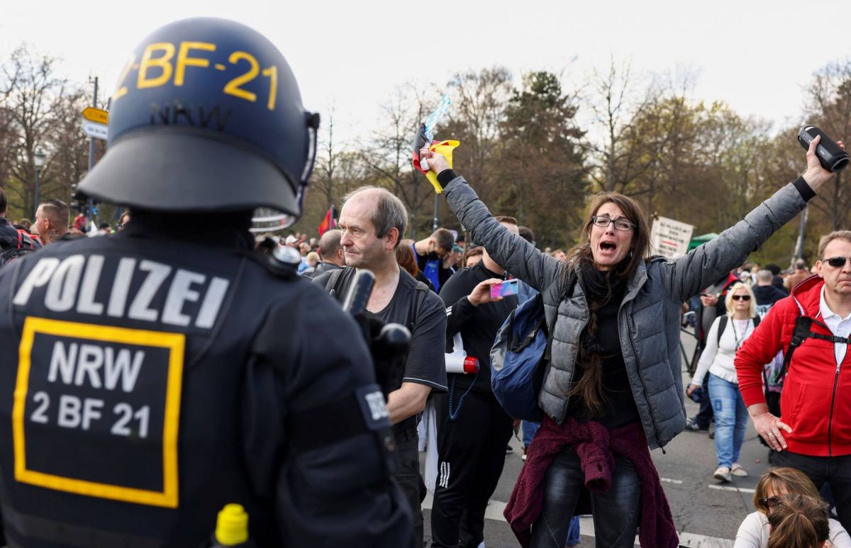 Vives protestations à Berlin contre la ligne dure de Merkel