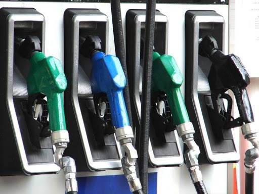 Les prix de l'essence à nouveau en légère baisse