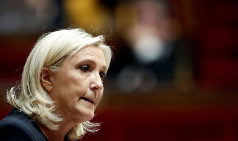 Le Pen relaxée dans l'affaire des photos d'exactions de Daech