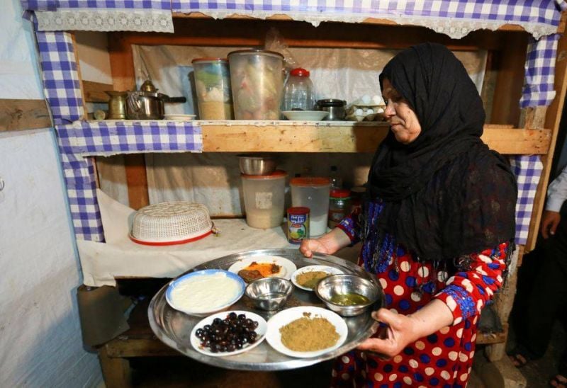 Syrian refugees face Ramadan penury amid Lebanon's economic ruin