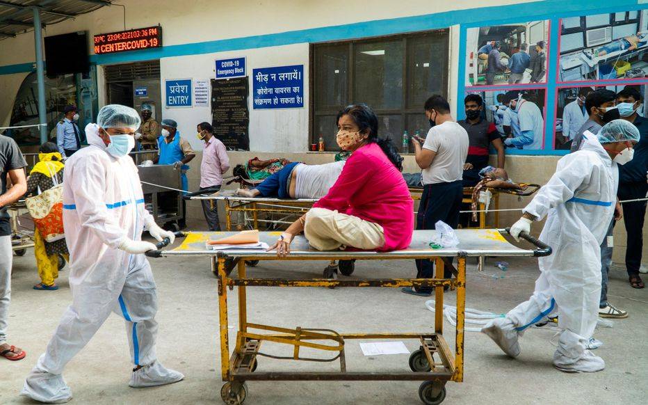 Plus de 200.000 morts en Inde, le variant indien présent dans 17 pays