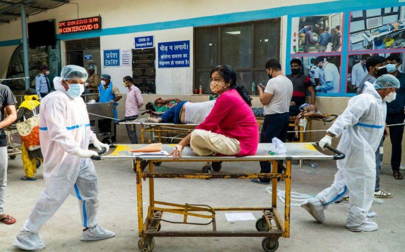 400.000 cas supplémentaires en 24h en Inde, qui ouvre la vaccination à tous
