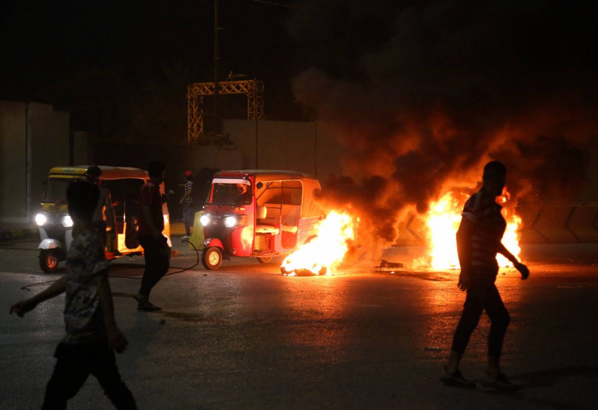 En Irak, un journaliste entre la vie et la mort après l'assassinat d'un militant