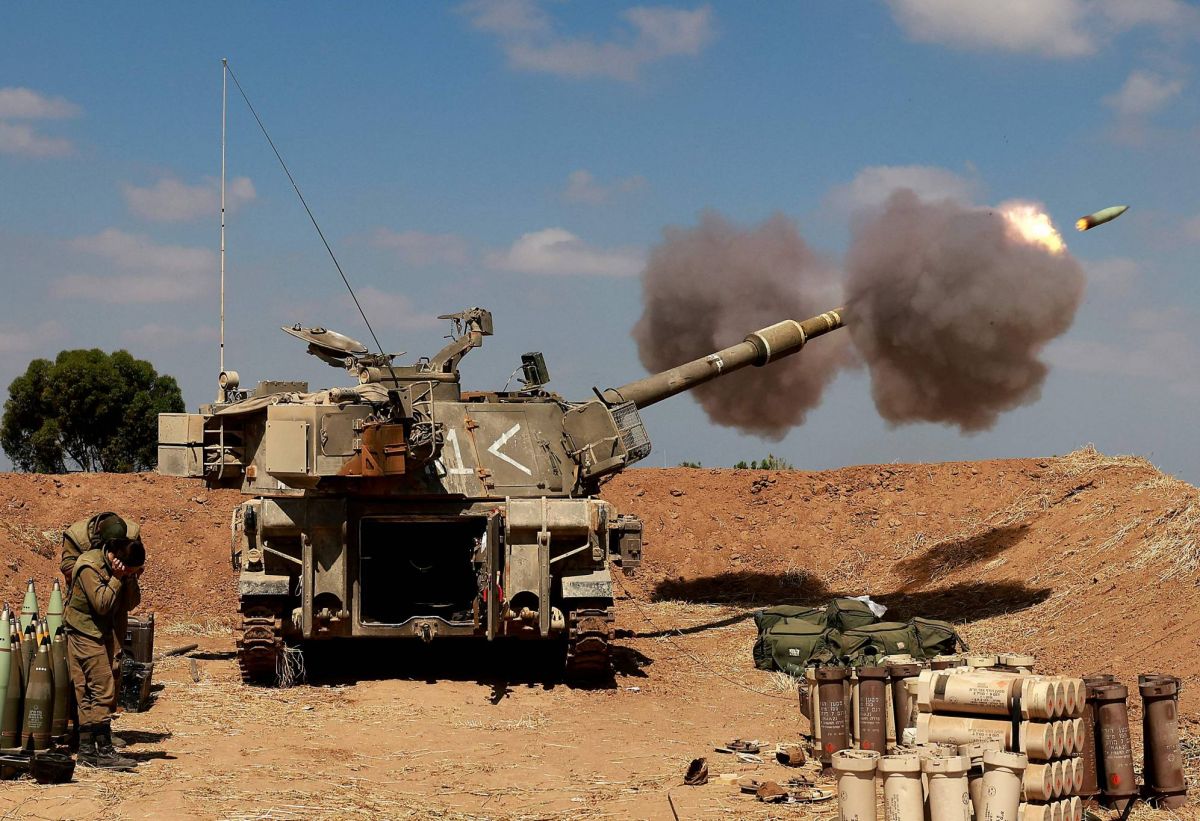 Israël masse des soldats près de Gaza et peine à calmer les émeutes sur son sol Israël masse des soldats près de Gaza et peine à calmer les émeutes sur son sol