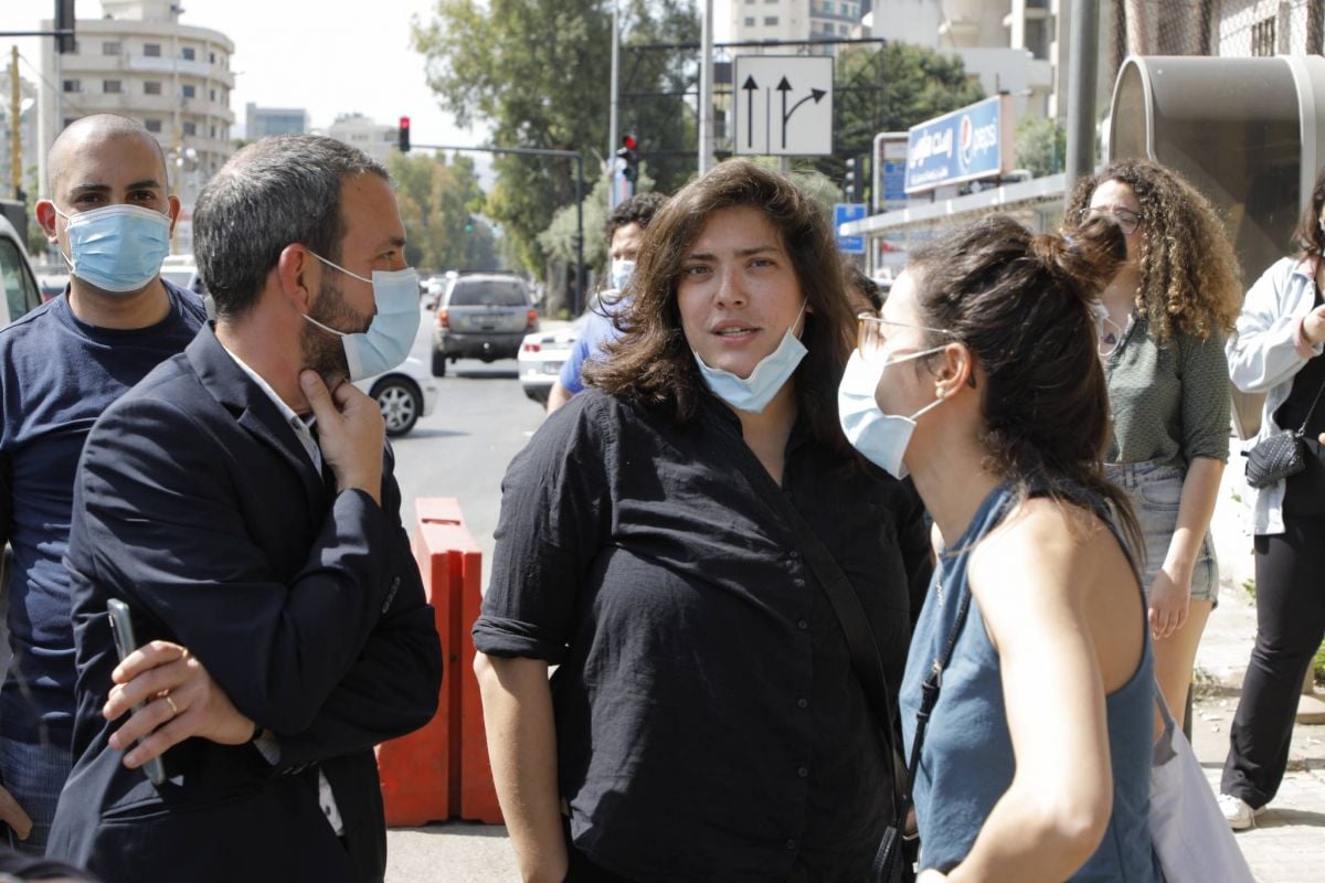 La comédienne Shaden Fakih convoquée pour un peu de dérision...
