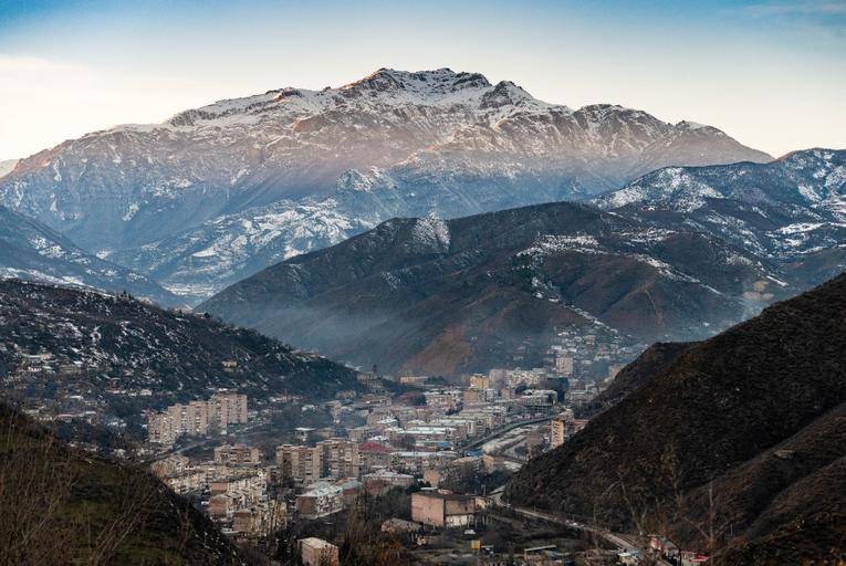 Faire du cinéma au Haut-Karabakh, quand l'absurde rattrape la fiction Faire du cinéma au Haut-Karabakh, quand l'absurde rattrape la fiction