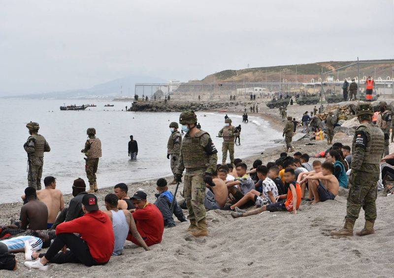 Les migrants immédiatement refoulés, Bruxelles durcit le ton