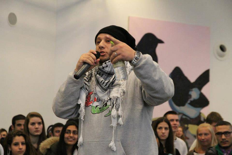 Ayman : Nous avons une peur bleue que notre immeuble soit visé Ayman : Nous avons une peur bleue que notre immeuble soit visé