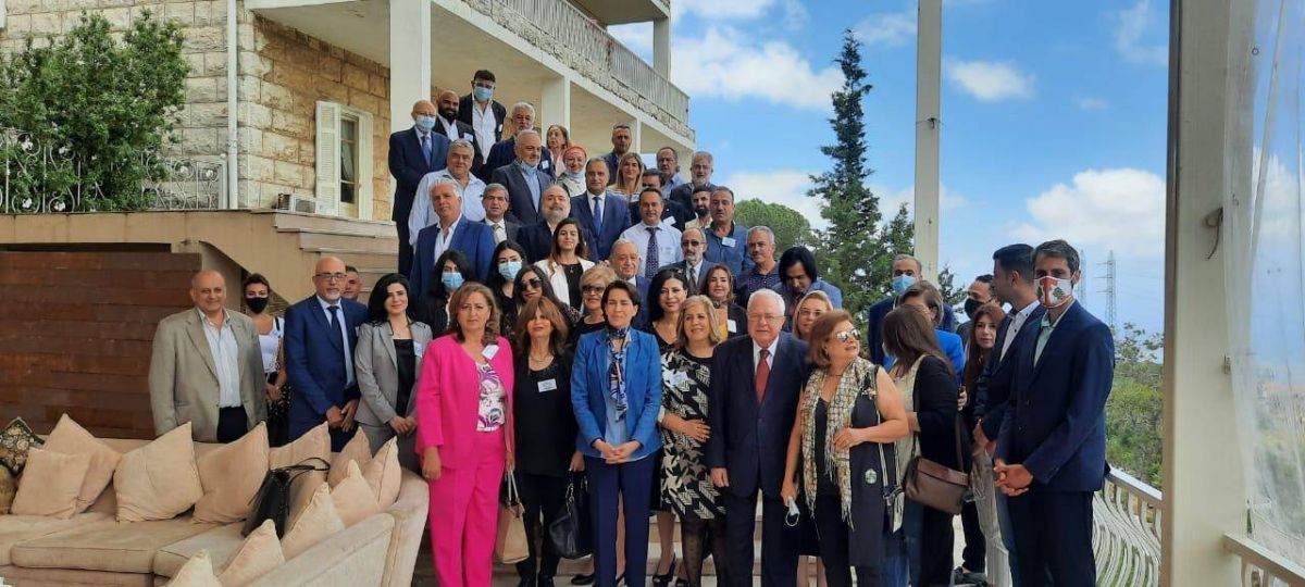 Structure institutionnelle démocratique pour le « Conseil des groupes de la thaoura »