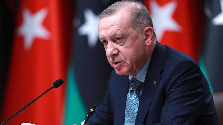 Sous le feu des critiques, Erdogan en perte de vitesse