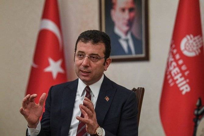 Peine de prison requise contre le maire d'Istanbul pour insulte