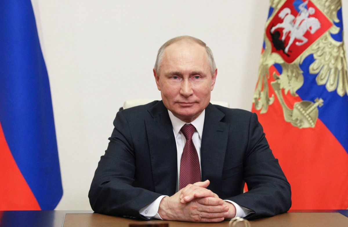 Poutine dit à Assad que sa réélection confirme son 