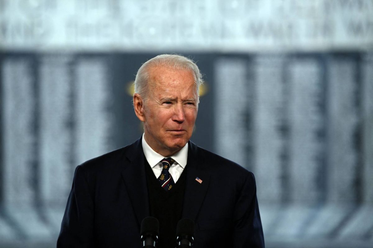 Biden promet de dire à Poutine qu'il ne le laissera pas 