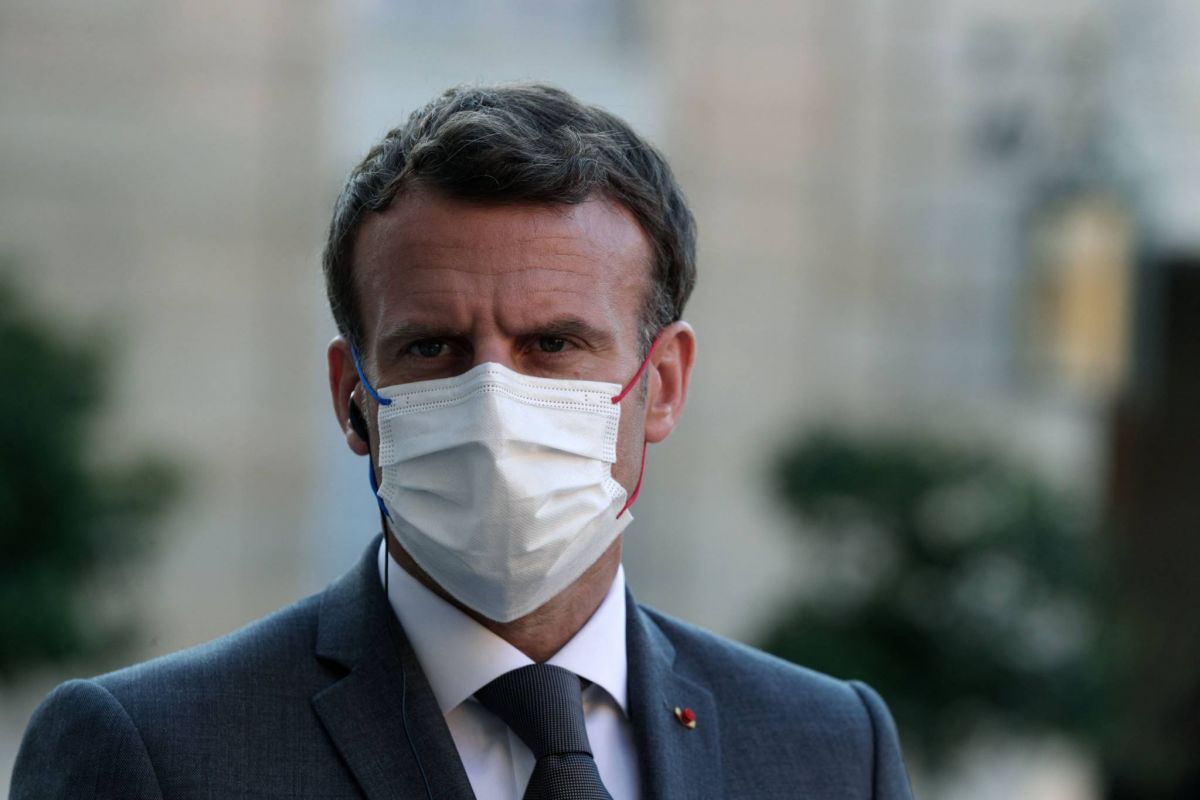 Macron entame un tour de France, la présidentielle en ligne de mire