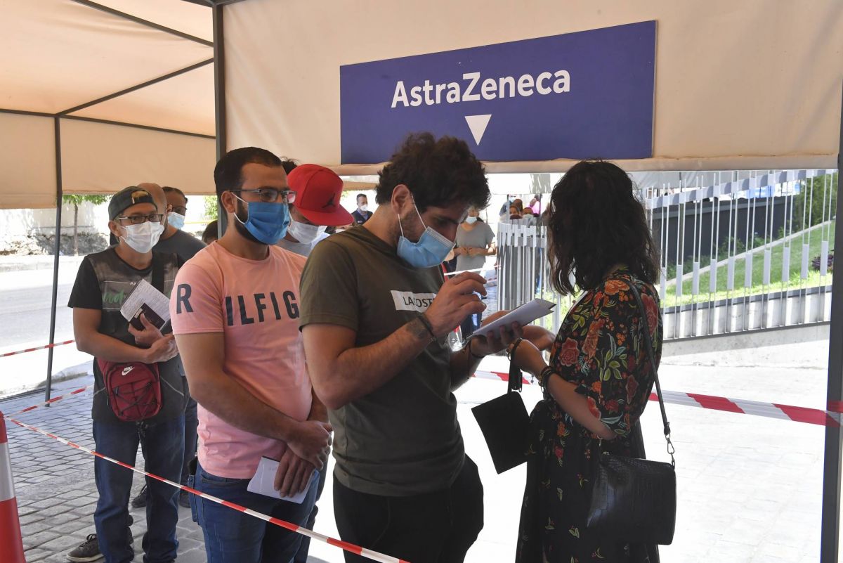 Vaccine marathon, anger over lawyer’s arrest, southern gas stations strike: Everything you need to know today Vaccine marathon, anger over lawyer’s arrest, southern gas stations strike: Everything you need to know today