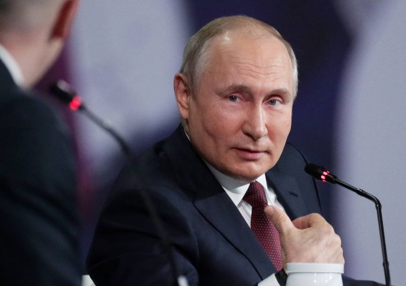 Avec Biden, Poutine veut améliorer la relation russo-américaine abîmée