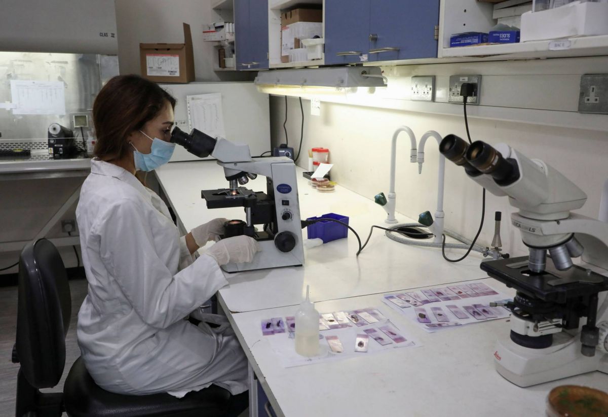 Des patients qui risquent leur vie, faute de matériel dans les laboratoires...