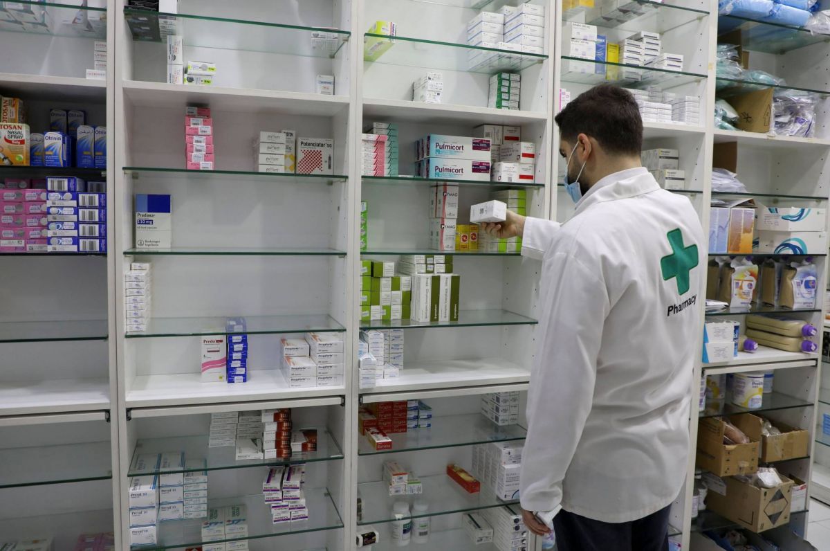 Le calvaire des Libanais face à la pénurie de médicaments