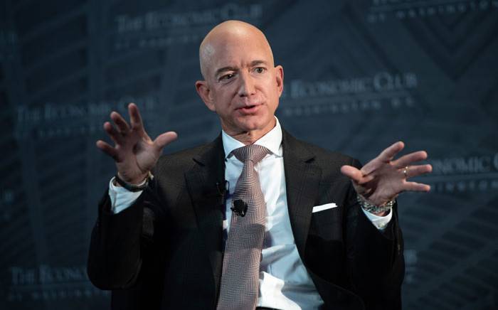 Jeff Bezos annonce se joindre au 1er voyage de tourisme spatial de Blue Origin