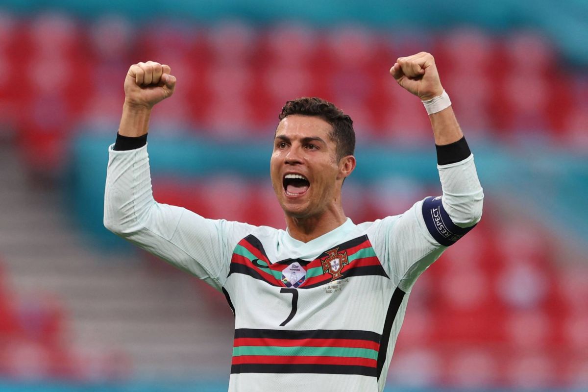 Ronaldo, une entrée en lice record