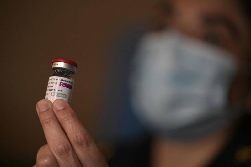 L'EMA dément qu'un responsable a suggéré d'abandonner le vaccin AstraZeneca