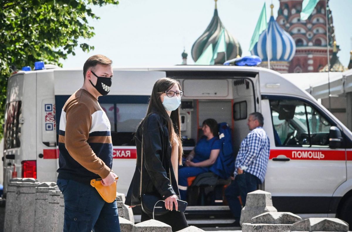 Nouveau record à Moscou, vigilance face au variant Delta
