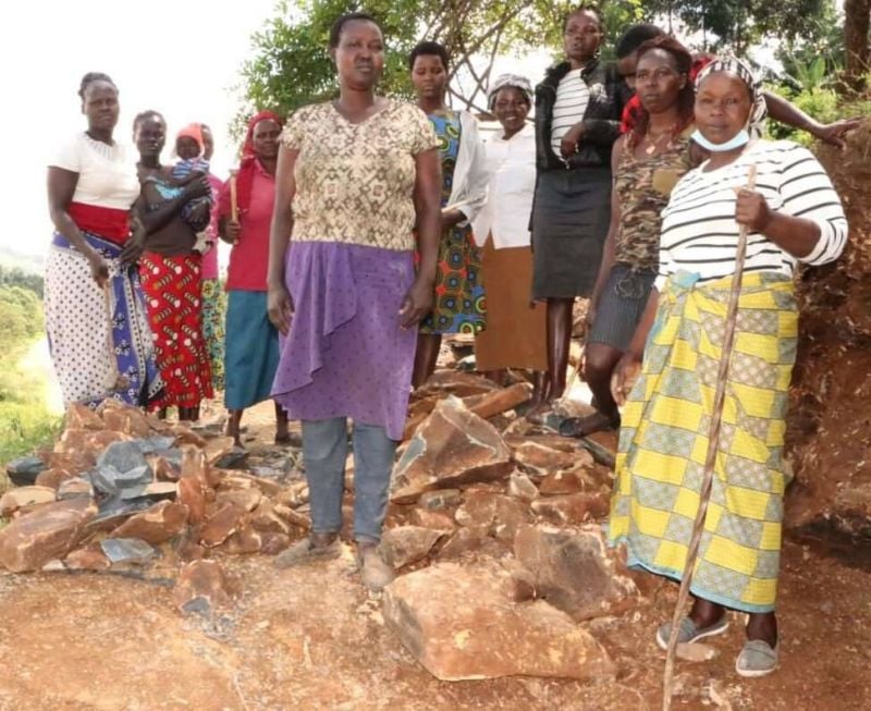 Ces Kényanes qui cassent les stéréotypes en cassant des pierres